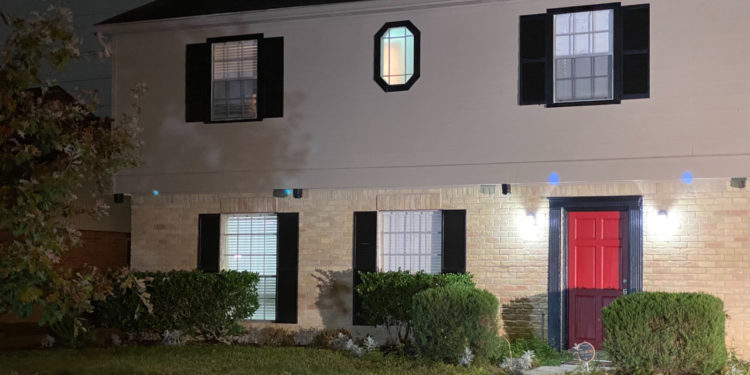 Report: Missing Austin mom found dead, infant daughter alive outside Houston-area home