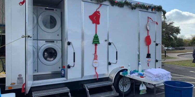 Lighter Loads ATX hosts block party for the homeless