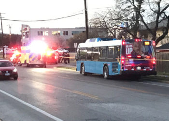Teens injured after trying to stab a man on a bus in north Austin, police say