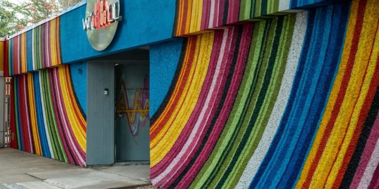 ‘W’ALL Austin’ Is A Wall That’s Meant To Unite Music Fans