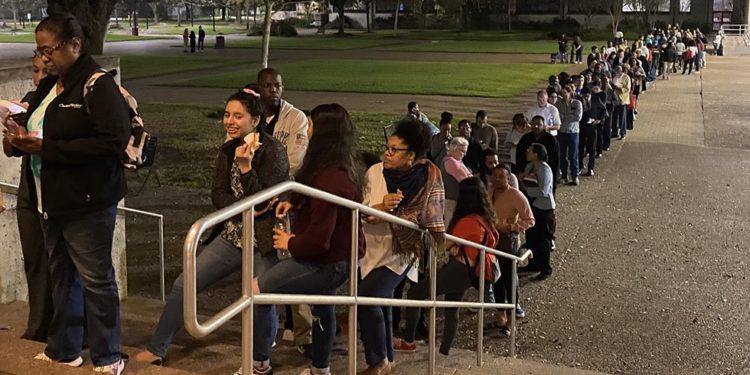 Democratic Voters Surge in Texas Primary, Waiting in Long Lines as Officials Struggle to Keep Up