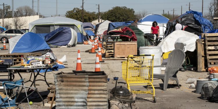 Mayor frustrated with speed of homeless response – News – Austin American-Statesman