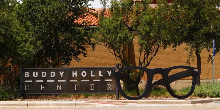 You Don’t Have To Miss Out On Museums Just Because Their Doors Are Closed