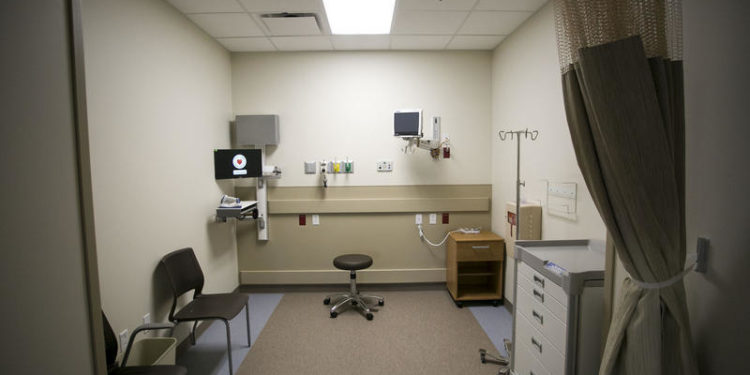 For Many Texans Without Insurance, Doing Everything To Avoid Coronavirus Is Not An Option