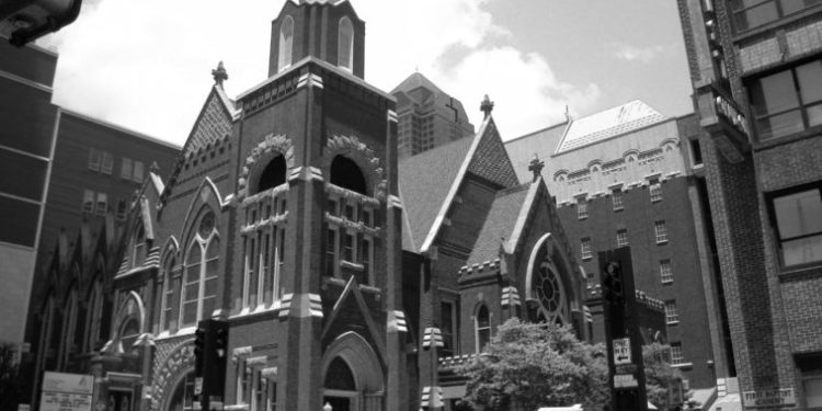 In “The Power Worshippers,” How Christian Nationalism Moved from the Fringe to the White House
