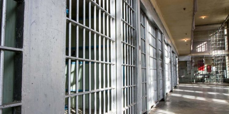 Gov. Abbott waives health care fees for incarcerated Texans in relation to COVID-19