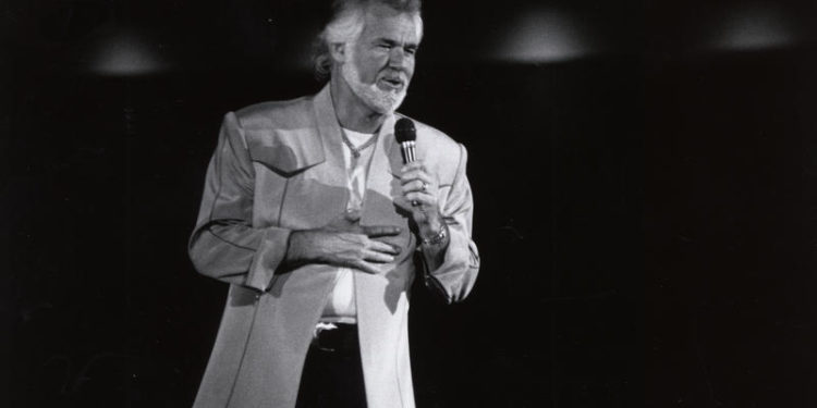 Remembering Houston Native Kenny Rogers