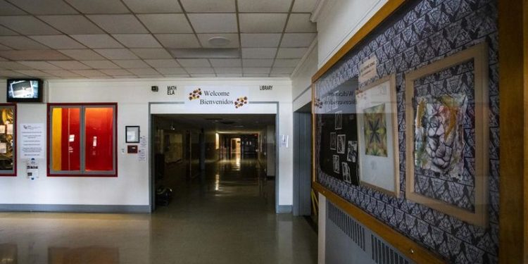 COVID-19 Live Updates: Austin ISD Gives Out Paper Packets For Families Without Internet Access