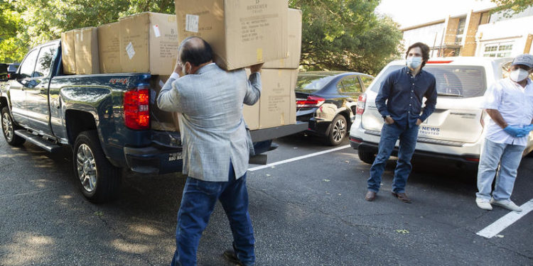 Austin Construction Workers To Receive Thousands Of Donated Masks
