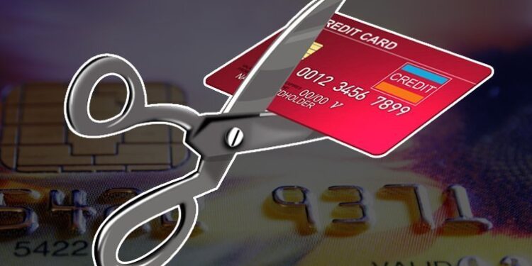 Americans Pay Down Credit Cards For 5th Consecutive Month As Post-Covid Deleveraging Continues