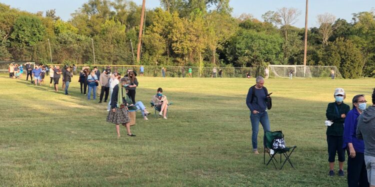 BLOG: Reports of minor voting problems on first day of early voting