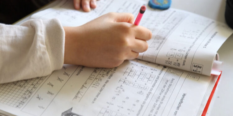 Texas teachers, state lawmaker calling for STAAR testing to be canceled again this year