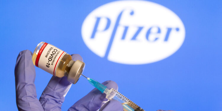 How does the Pfizer COVID-19 vaccine work?
