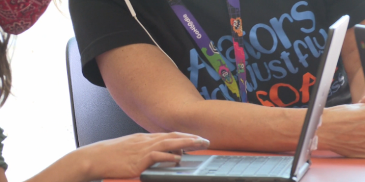 Leander ISD hopes company specializing in recruiting, hiring subs can help fill void