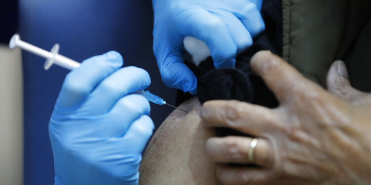 Central Texas hospital workers on the frontlines expect to get COVID-19 vaccine next week