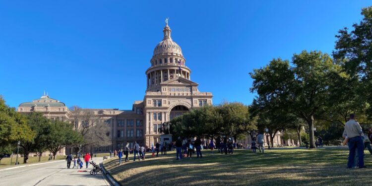 Texas State Capitol grounds reopening for first time in months, building remains closed