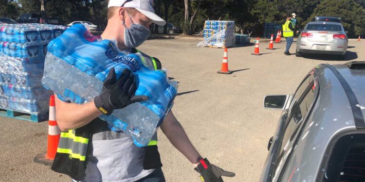 Despite improving conditions, there are still places to get free water around Austin