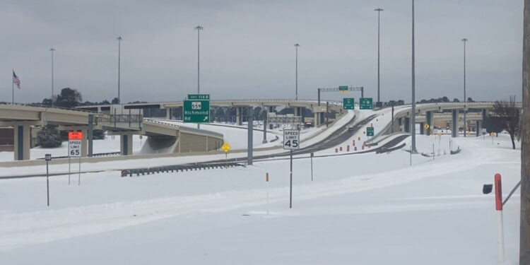 How long will it be until roads in Texas are clear? TxDOT says it could be days