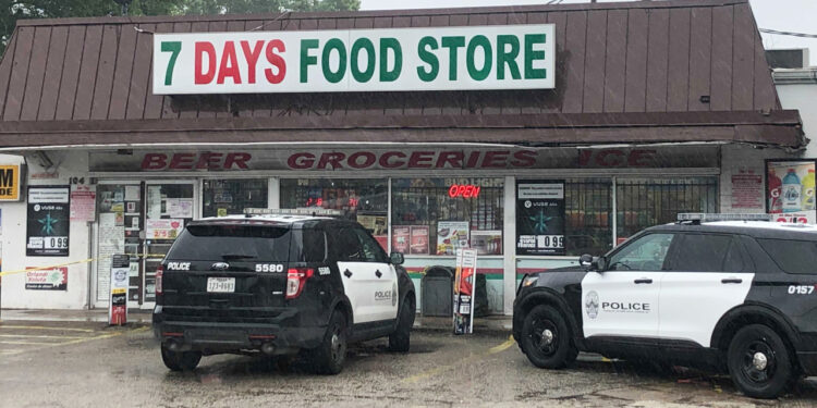 Police report to incident at south Austin convenience store