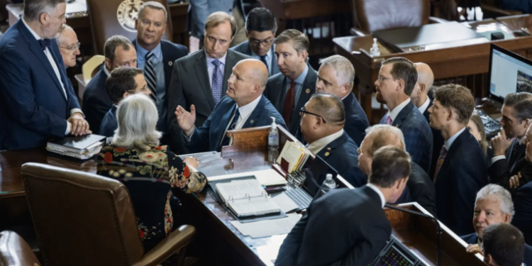 After Texas Democrats Walkout, Republicans Vote to Track Them Down