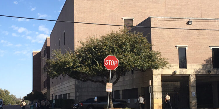 COVID-19 cluster in Williamson County Jail, group questions lack of inmate vaccinations