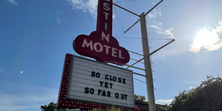 Texas-based hotel group offers free rooms for Hurricane Ida evacuees