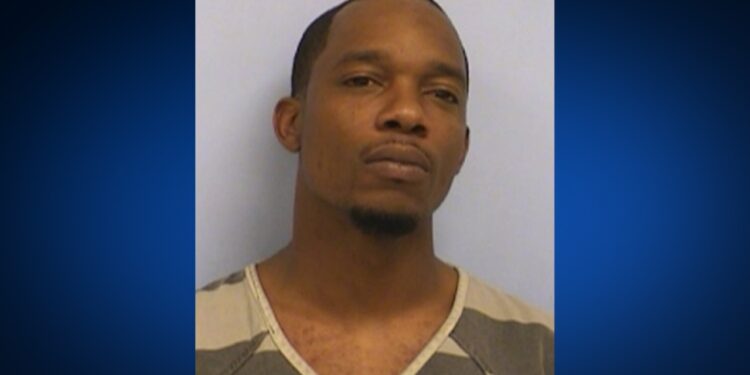 Texas police search for man accused of shooting, killing 20-year-old