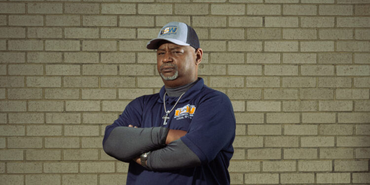 Inside Exxon’s 10-Month Lockout of Beaumont Refinery Workers