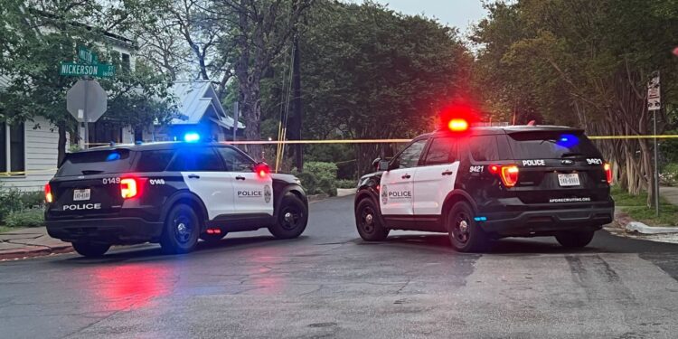 APD investigates suspicious death in south Austin Sunday