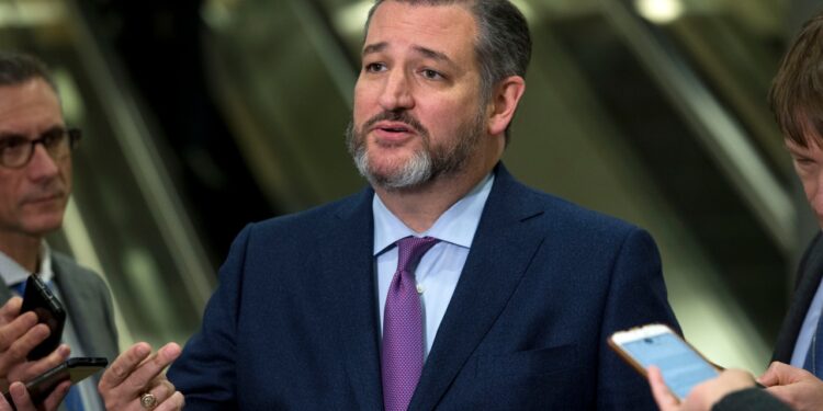 One entrance for schools? Texas has 751 schools with more than 1,300 students