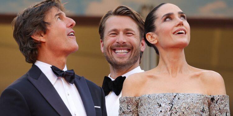 Austin actor soars alongside Tom Cruise in ‘Top Gun: Maverick’