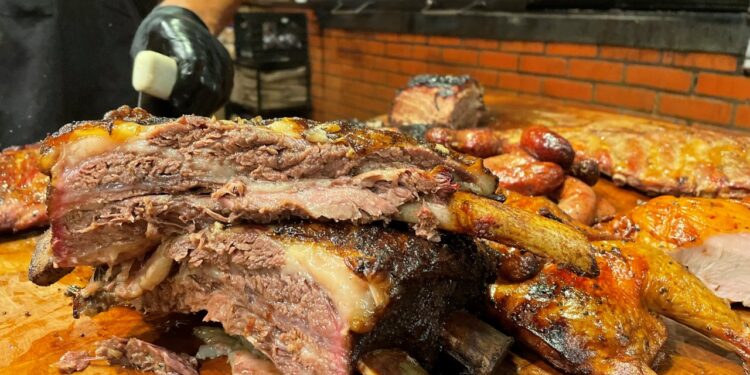 Higher prices cause some Texas restaurants to raise menu prices