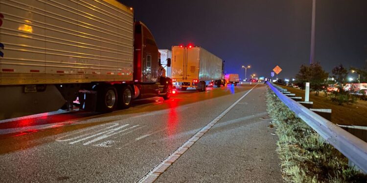 One in critical condition following fiery crash on I-35