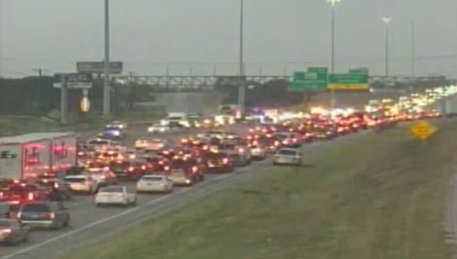 Deadly crash shuts down I-35 Tuesday morning