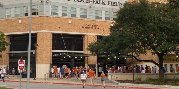 Texas Longhorns vs. Air Force Falcons; preview, game time, how to watch